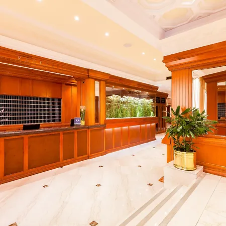 Otel Radisson Blu Ghr