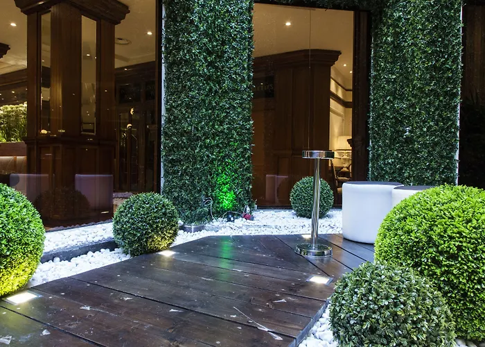 Отель Radisson Blu Ghr 4*