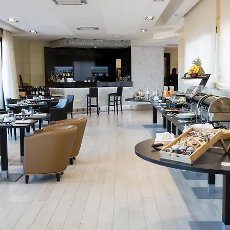 Radisson Blu Ghr Hotell 4*