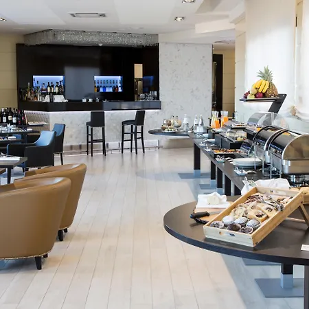 Hotell Radisson Blu Ghr