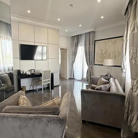 מלון Radisson Blu Ghr 4*