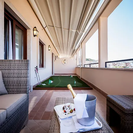 Szálloda Radisson Blu Ghr