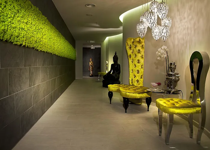 Radisson Blu Ghr Hotel 4*