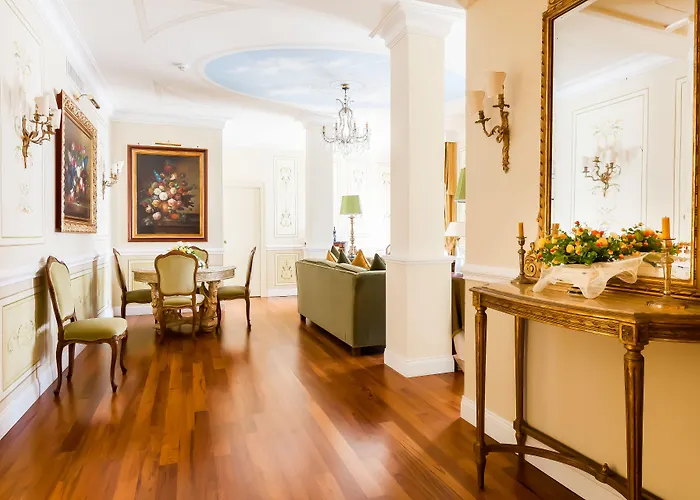 Hotel Radisson Blu Ghr 4*