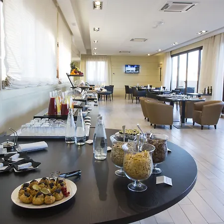 Radisson Blu Ghr 4*