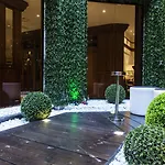 Hotel Radisson Blu Ghr 4*