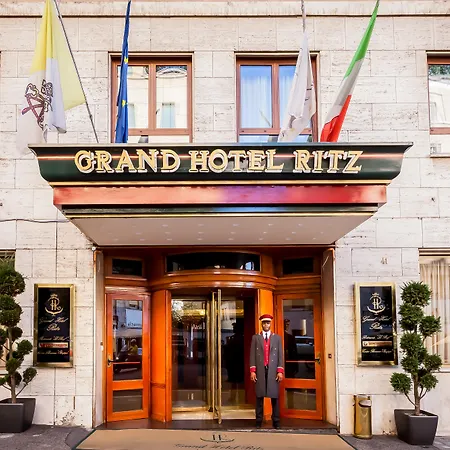 ホテル Radisson Blu Ghr 4*