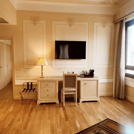 Radisson Blu Ghr Hotel Rome